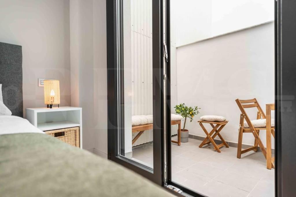 Fresh & Stylish Apartment With Parking By Rems Málaga Esterno foto