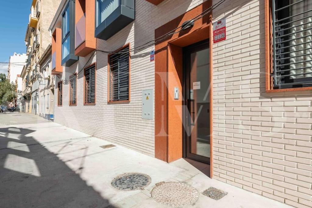 Fresh & Stylish Apartment With Parking By Rems Málaga Esterno foto