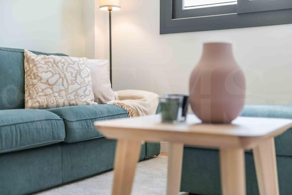 Fresh & Stylish Apartment With Parking By Rems Málaga Esterno foto